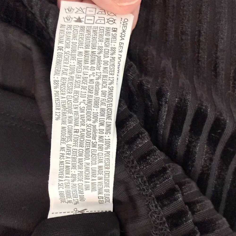 Forever 21 Black Ribbed Velvet Deep V Midi Dress | L - Picture 12 of 12